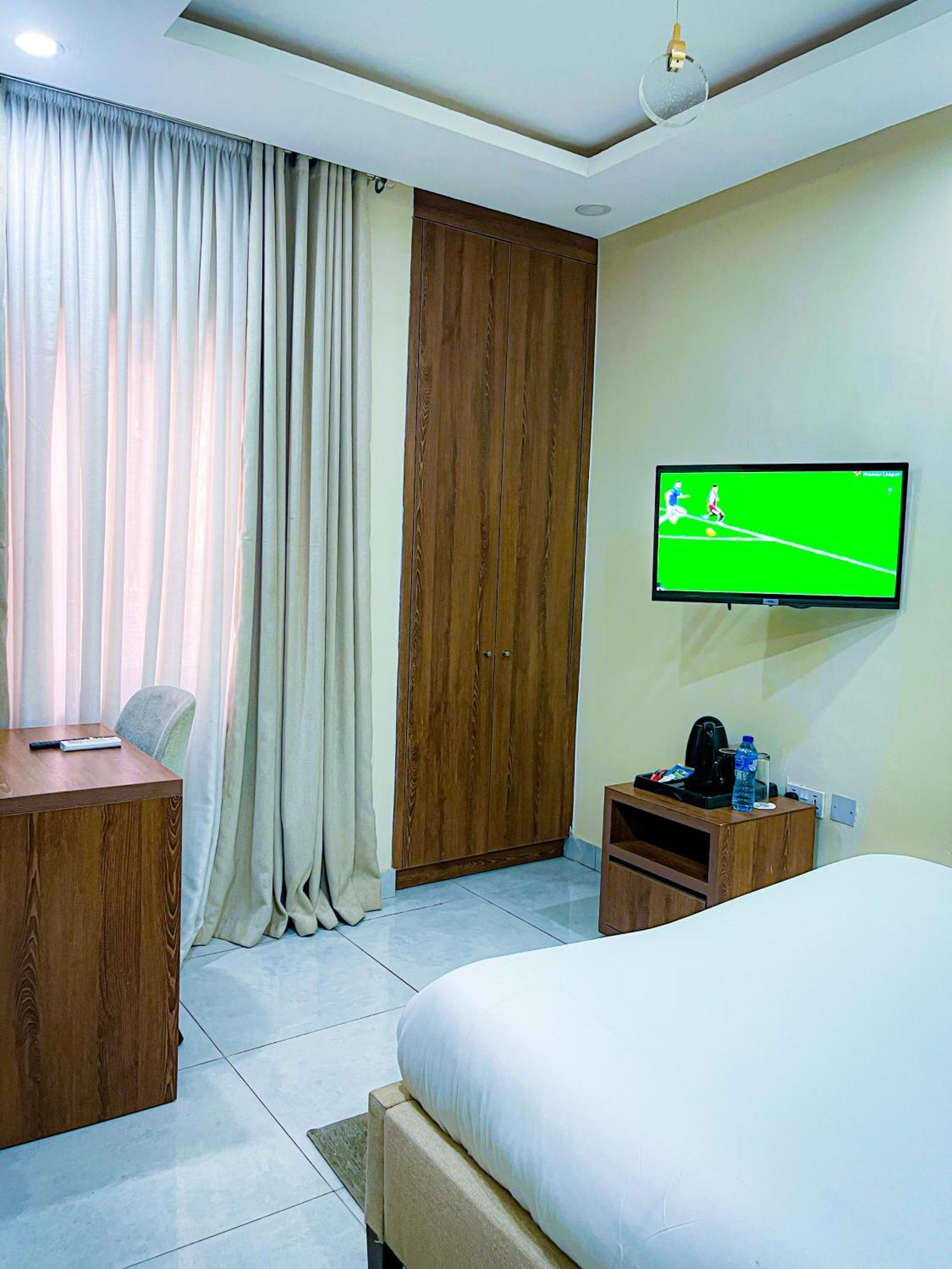 Plush Hotel,Abuja Exterior foto